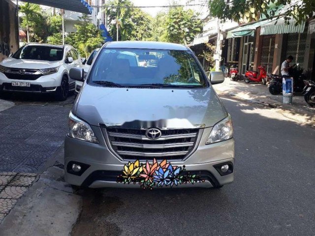 Bán ô tô Toyota Innova E năm sản xuất 2015, biển số thành phố