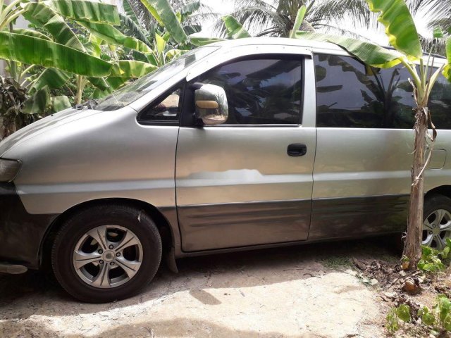 Bán Hyundai Grand Starex đời 1999, màu bạc, giá tốt