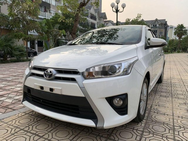 Bán Toyota Yaris đời 2014, màu trắng, nhập khẩu