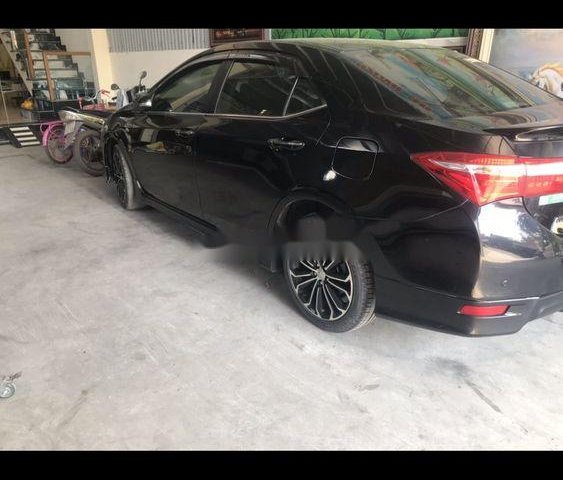 Bán Toyota Corolla Altis năm sản xuất 2014 chính chủ, 650 triệu0