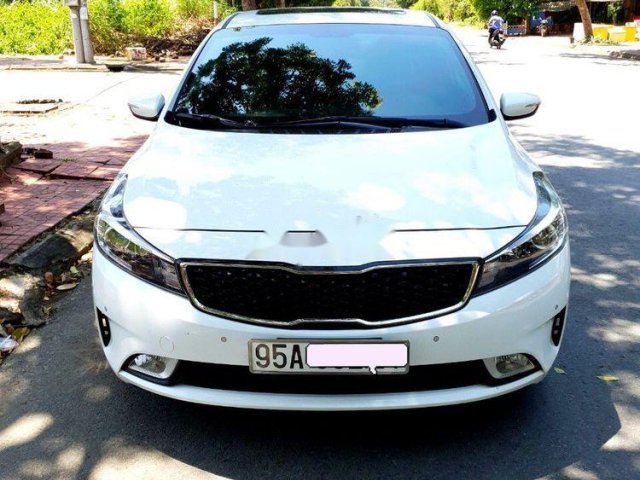 bán xe Kia Cerato sản xuất năm 2018, màu trắng