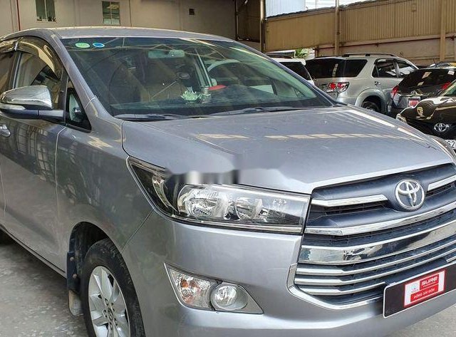 Cần bán Toyota Innova 2017, giá cạnh tranh