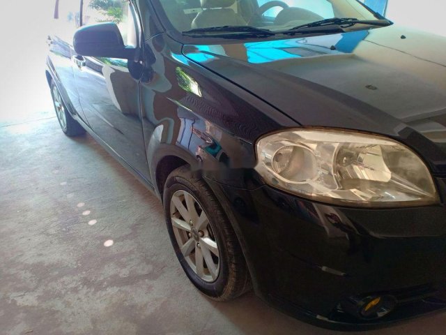 Cần bán gấp Daewoo Gentra đời 2009, màu đen như mới