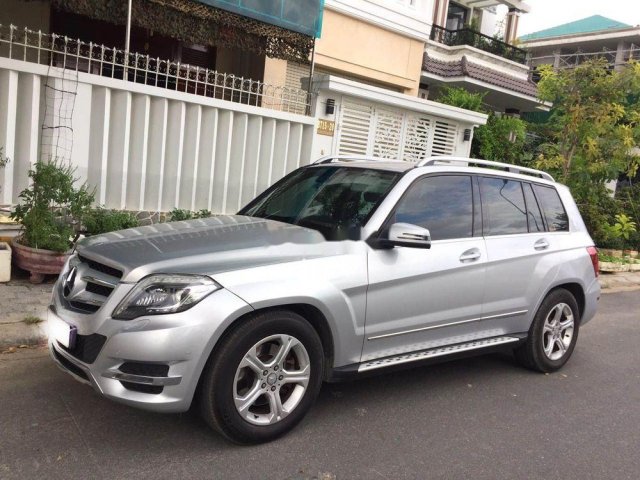 Cần bán gấp Mercedes GLK 250 sản xuất 2014, màu bạc, giá tốt