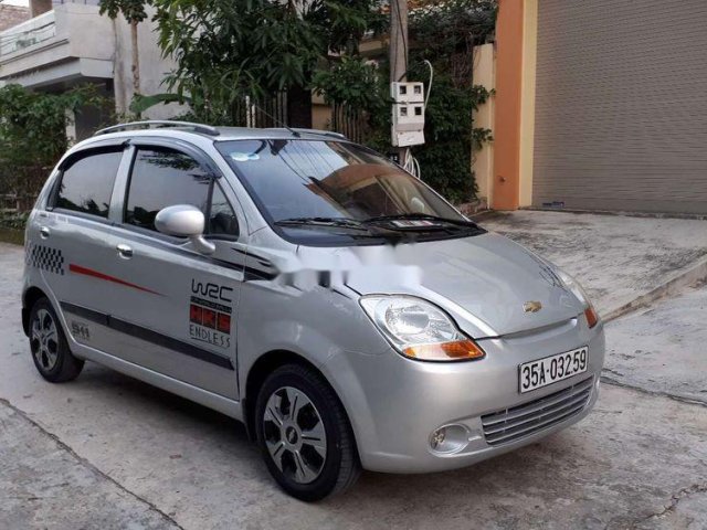 Bán xe Chevrolet Spark đời 2010, màu bạc như mới, giá rẻ