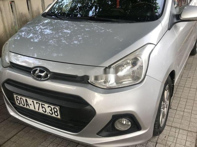 Cần bán gấp Hyundai Grand i10 sản xuất 2014, màu bạc, xe nhập