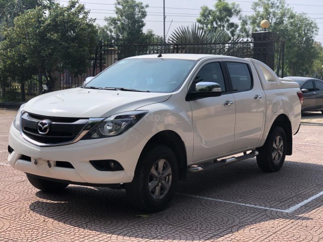 Cần bán gấp Mazda BT 50 đăng ký 2016, màu trắng, xe gia đình, giá tốt 485 triệu đồng