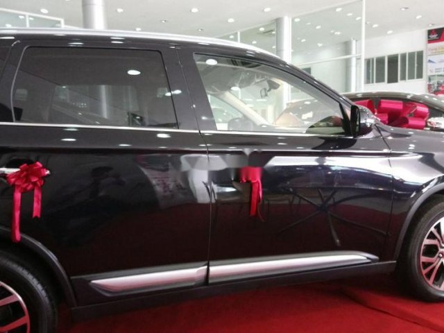 Bán xe Mitsubishi Outlander sản xuất 2019, nhập khẩu chính hãng0