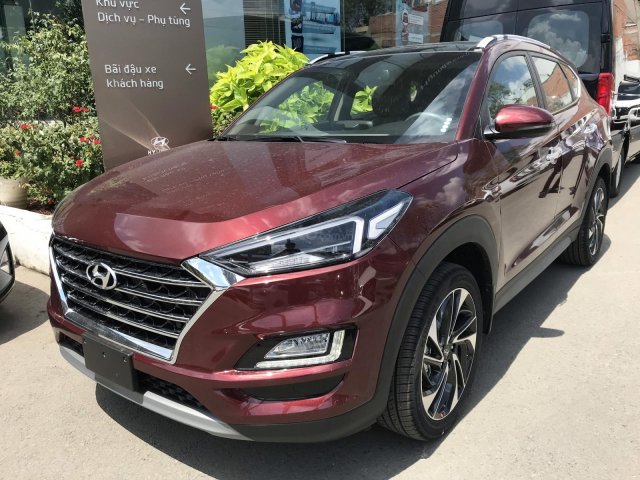 Cần bán xe Hyundai Tucson 2.0 đặc biệt 2019, giao ngay, đủ màu, khuyến mãi khủng 50tr0