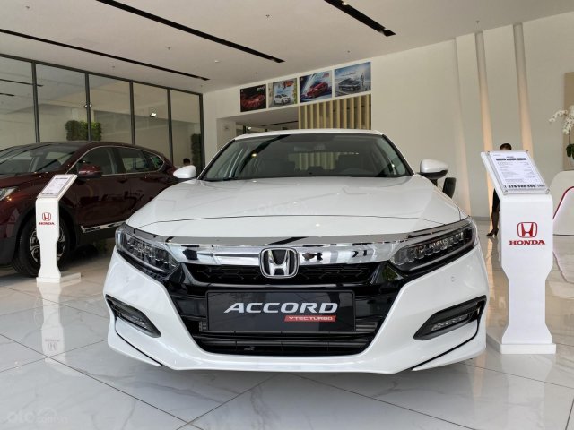 Honda Accord 2019 nhập khẩu, đủ màu, giao ngay trong tháng 11/2019, tặng kèm phụ kiện, phủ Ceramic, xe đẹp