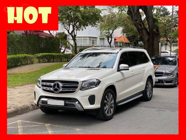 Bán Xe Mercedes GLS400 4MATIC trắng 2017, trả trước 1 tỷ 400 triệu nhận xe ngay