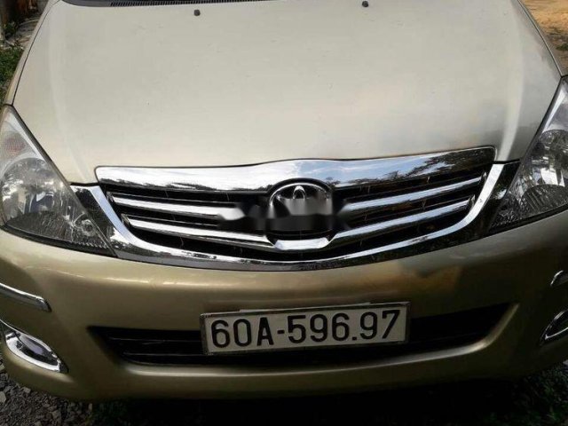 Cần bán lại xe Toyota Innova đời 2009, nhập khẩu nguyên chiếc