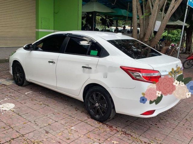 Bán Toyota Vios năm sản xuất 2017, màu trắng chính chủ còn nguyên bản