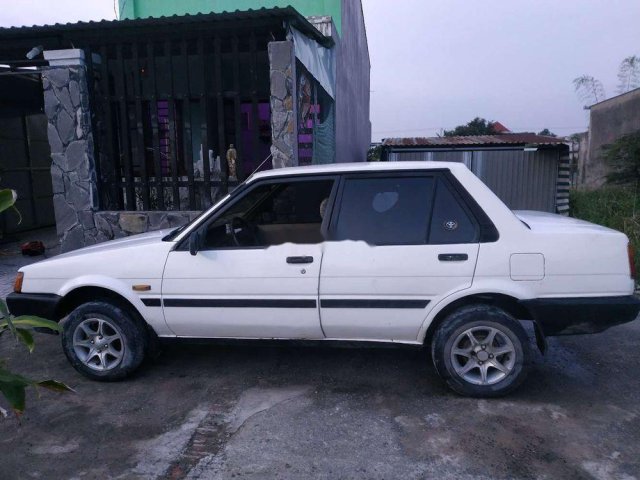 Bán Toyota Corona MT sản xuất năm 1985, màu trắng, xe nhập