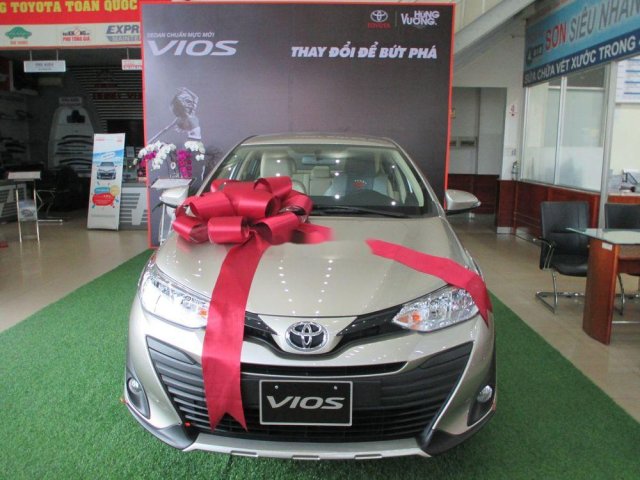 Cần bán Toyota Vios sản xuất 2019, màu kem (be), nội thất đẹp