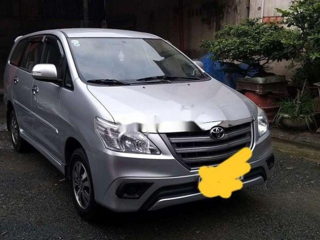 Bán Toyota Innova 2.0 E đời 2015, màu bạc, xe nhập, 497 triệu0