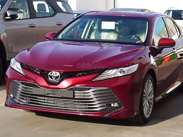 Bán Toyota Camry 2019, màu đỏ, nhập khẩu0