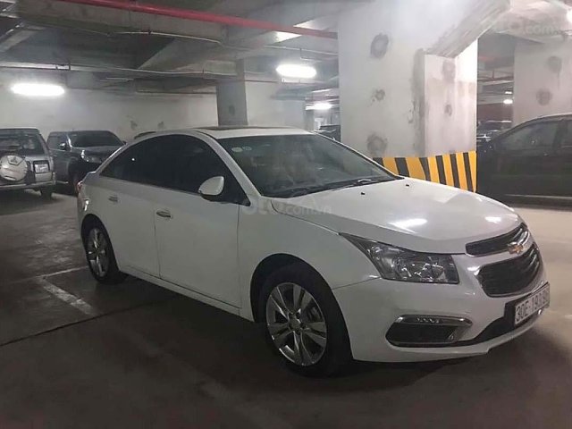 Bán xe Chevrolet Cruze LTZ 1.8 AT đời 2016, màu trắng chính chủ giá cạnh tranh