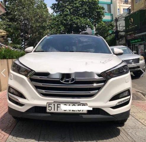 Cần bán gấp Hyundai Tucson sản xuất 2016, nhập khẩu chính hãng