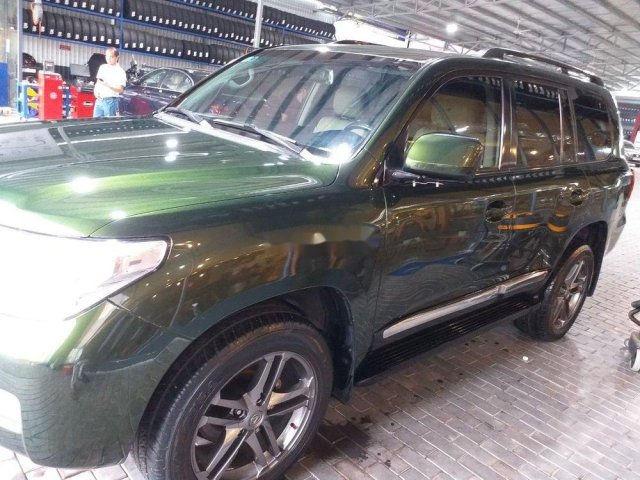 Bán Toyota Land Cruiser VX V8 AT sản xuất năm 2009, xe nhập