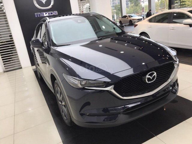 Bán nhanh đón tết chiếc xe Mazda CX5 Luxury 2.0AT, sản xuất 2019, giá cạnh tranh, giao xe tận nhà