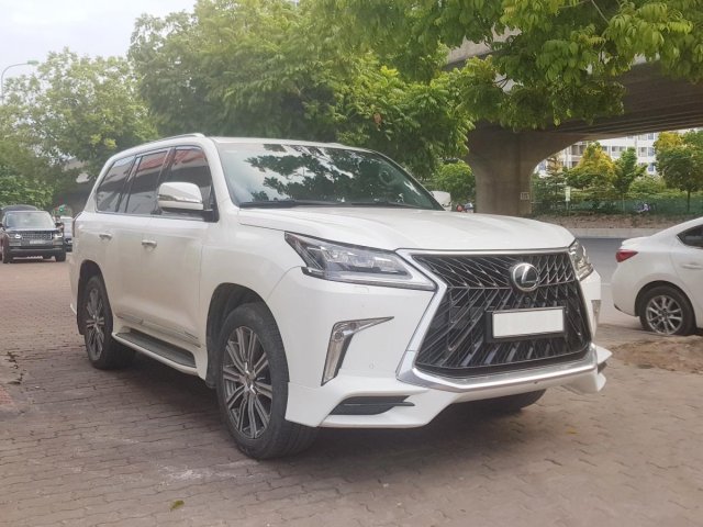 Bán Lexus LX570 sản xuất 2016, đăng ký lần đầu năm 2019, tên công ty