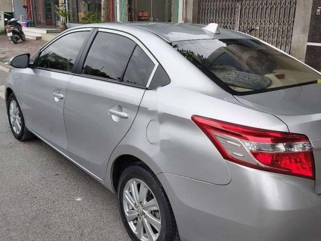 Cần bán Toyota Vios đời 2015, giá tốt