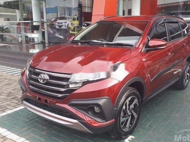 Cần bán xe Toyota Rush sản xuất 2019, xe nhập khẩu chính hãng0