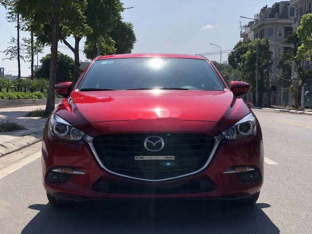 Bán Mazda 3 năm sản xuất 2018, màu đỏ, chạy siêu ít0