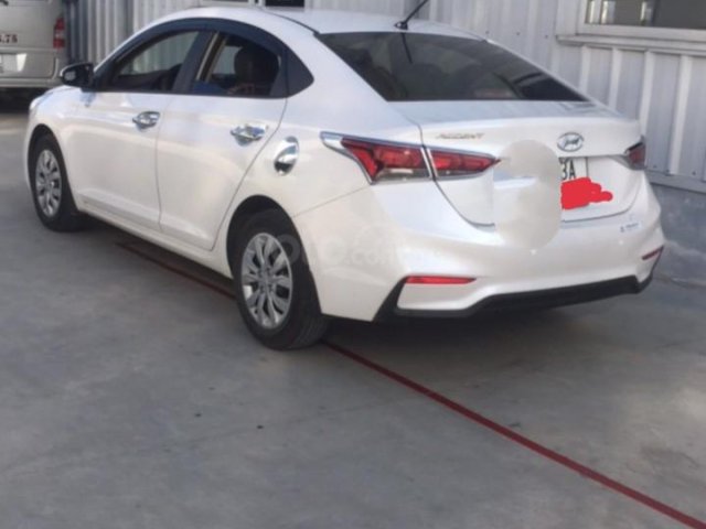 Bán ô tô Hyundai Accent MT Base đời 2018, màu trắng, số sàn, 430tr