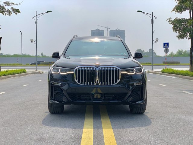 Bán BMW X7 M-Sport Xdive 40i 2020, màu đen, nhập khẩu, full option, ép biển đẹp0