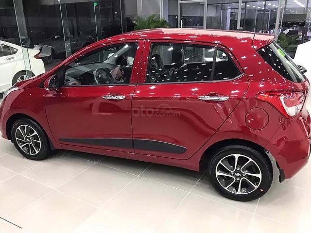 Bán Hyundai Grand i10 2019, màu đỏ