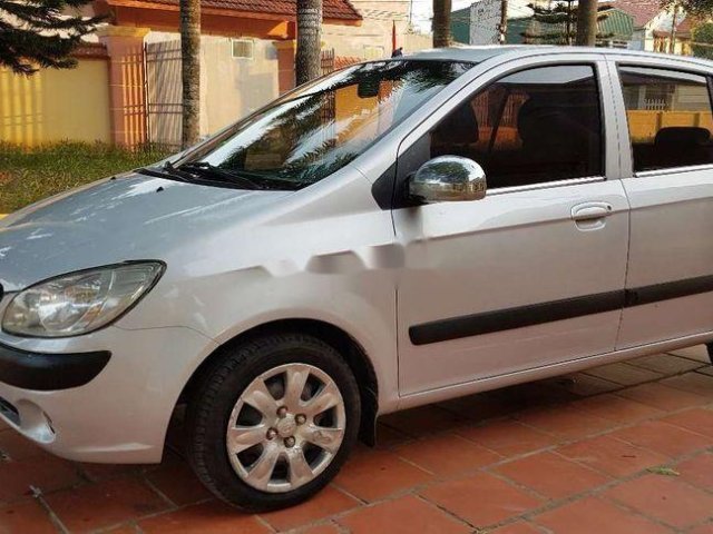 Xe Hyundai Getz MT sản xuất năm 2010, màu bạc, nhập khẩu số sàn