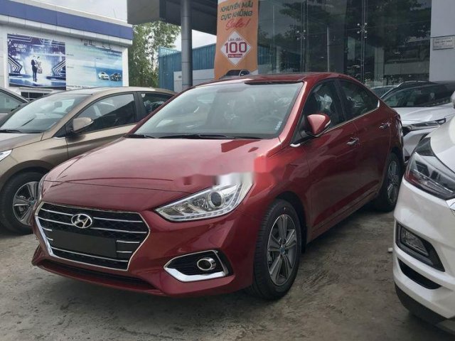 Bán xe Hyundai Accent sản xuất 2019, màu đỏ xe gia đình0