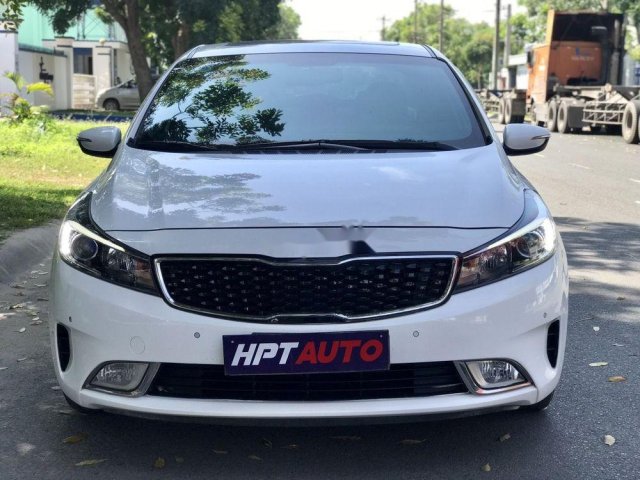 Bán Kia Cerato 1.6AT năm sản xuất 2018, màu trắng giá cạnh tranh0