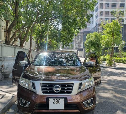 Cần bán lại xe Nissan Navara năm 2016, màu nâu, xe nhập chính chủ
