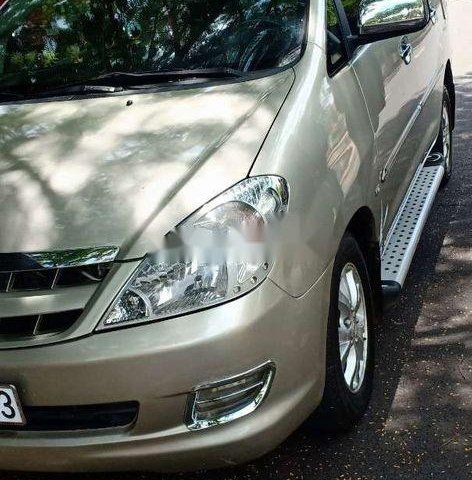 Bán Toyota Innova đời 2006, màu bạc, xe nhập, giá chỉ 285 triệu