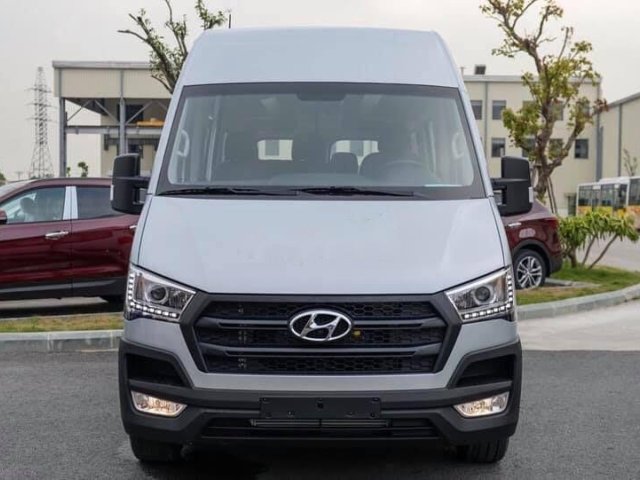 Bán Hyundai Solati 2019 số sàn, ưu đãi hấp dẫn