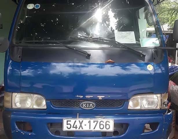 Cần bán gấp xe cũ Kia K3000S sản xuất năm 2003, màu xanh lam0