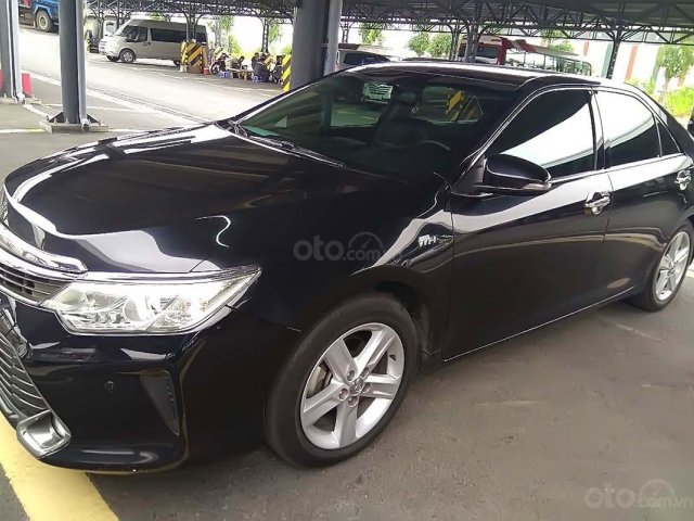 Bán Toyota Camry 2.5 Q sản xuất 2015, màu đen