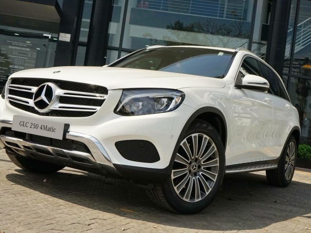 Bán Mercedes GLC250 2019 ưu đãi tốt xe giao ngay tại Mercedes Phú Mỹ Hưng