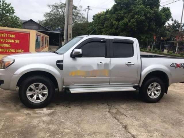 Cần bán lại xe Ford Ranger đời 2009, màu bạc chính chủ, 295tr