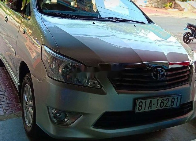 Bán Toyota Innova MT sản xuất năm 2013