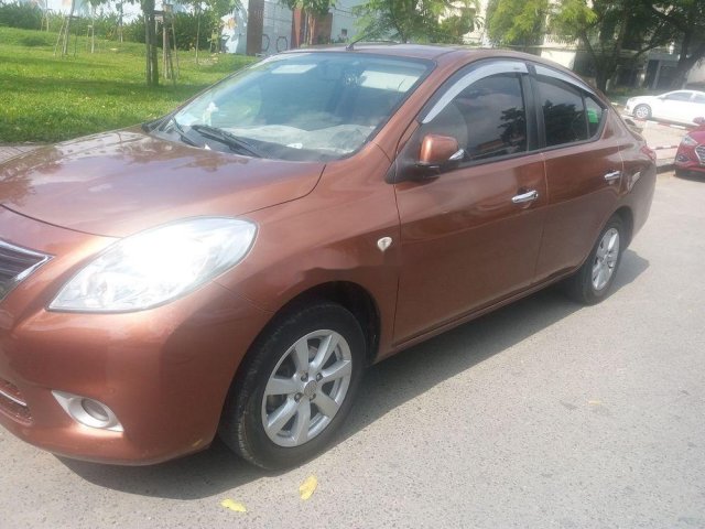 Bán xe Nissan Sunny AT năm sản xuất 2017, màu nâu, nhập khẩu 