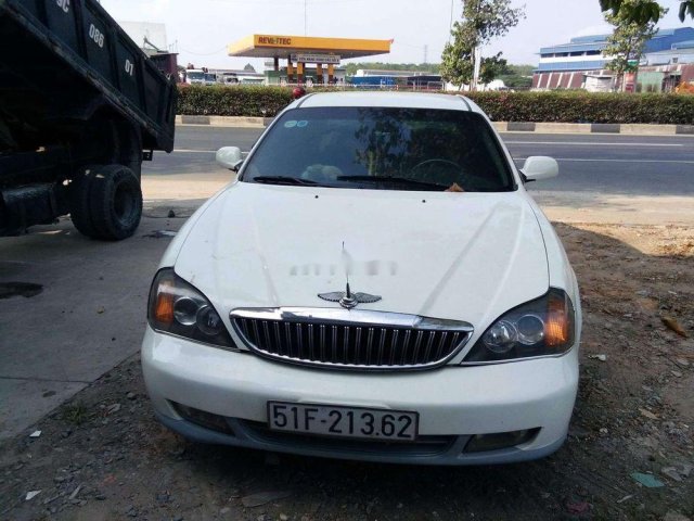 Cần bán lại xe Daewoo Magnus AT năm sản xuất 2004, màu trắng, nhập khẩu, giá 95tr