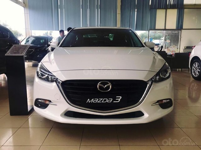 Mazda 3 Luxury 2019 - ưu đãi khủng lên đến 70 triệu đồng