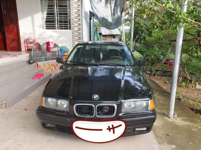 Bán ô tô BMW 320i sản xuất 2001, màu đen, xe nhập chính chủ0