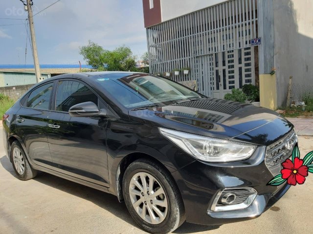 Bán ô tô Hyundai Accent 1.4MT năm 2018, màu đen