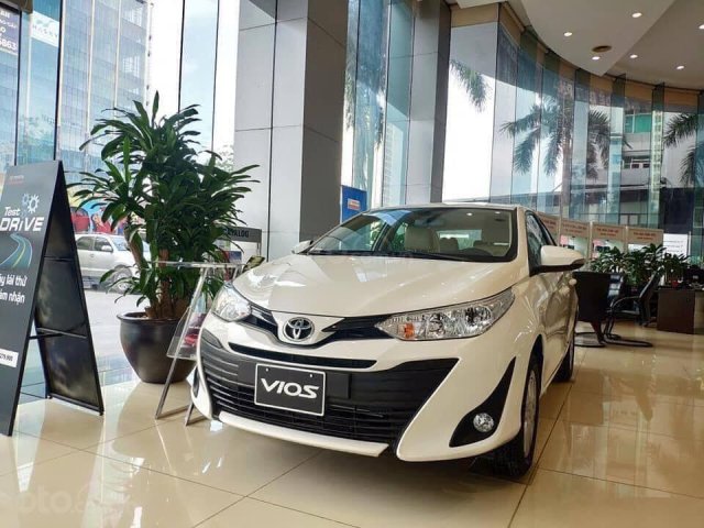 Giá xe Toyota Vios tự động SX 2019 giá rẻ nhất, giao xe ngay, hỗ trợ trả góp 85%, LH: 09.6322.63230