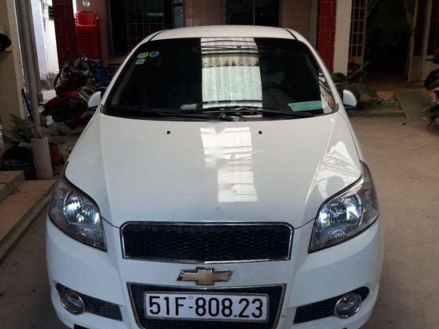 Bán Chevrolet Aveo sản xuất 2014, màu trắng, nhập khẩu, giá 220tr